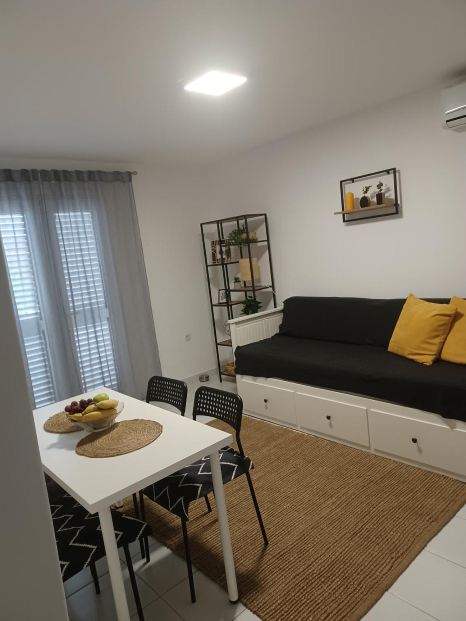 Apartmani Ana - Meka Draga オブロヴァツ エクステリア 写真